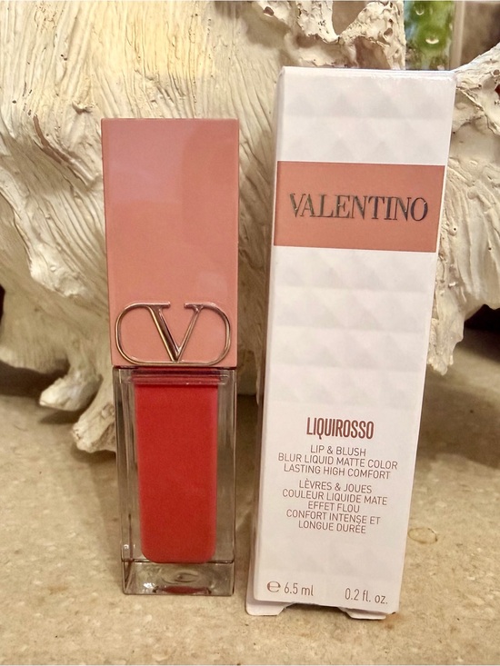 Valentino Other - Valentino Liquirosso Blur Lip & Blush — Coral Orange